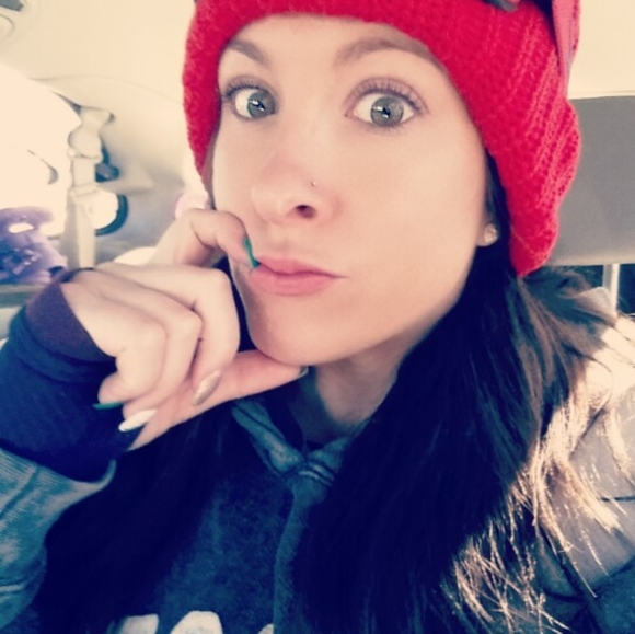 Meet your Posher, Averi - Picture 4 of 7